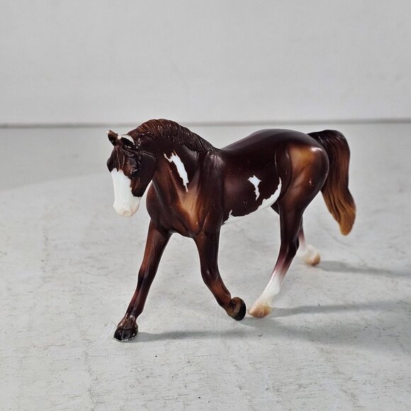 Breyer Stablemate Body Horse Trotting Warmblood Chestnut Pinto #5885 AS IS - Picture 2 of 10